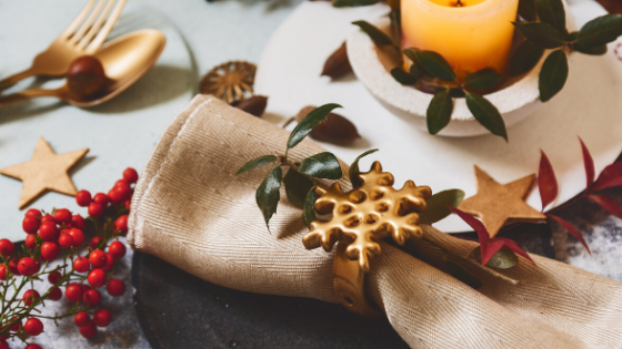 holiday table settings